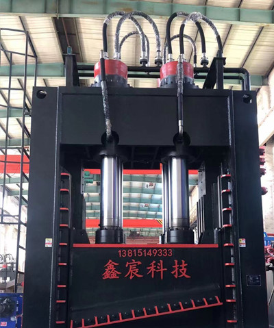 重工液壓800噸龍門剪切機(jī)